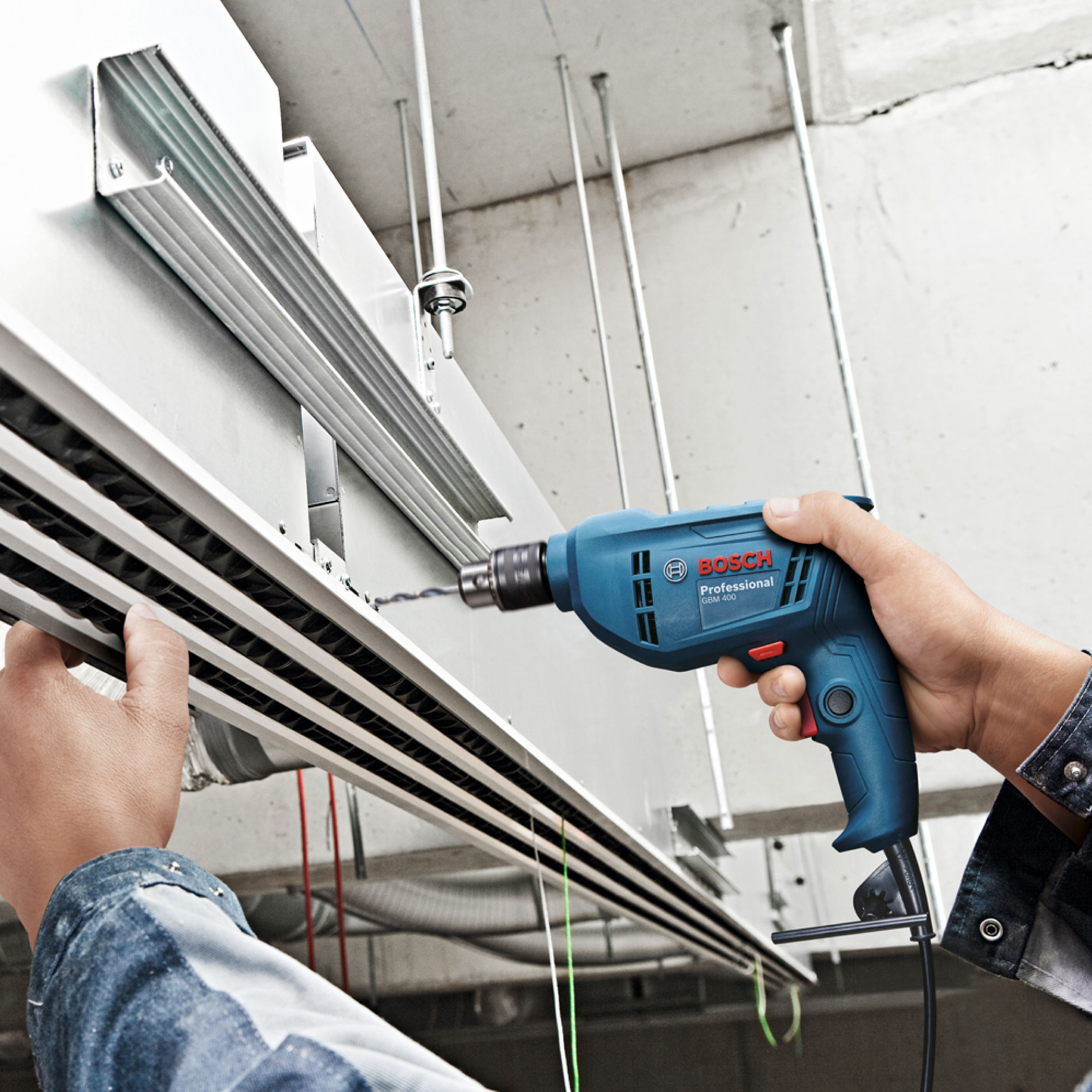 BOSCH GBM 400 Keyless Hand Drill (10mm) - 06011C10L0 - Image 4