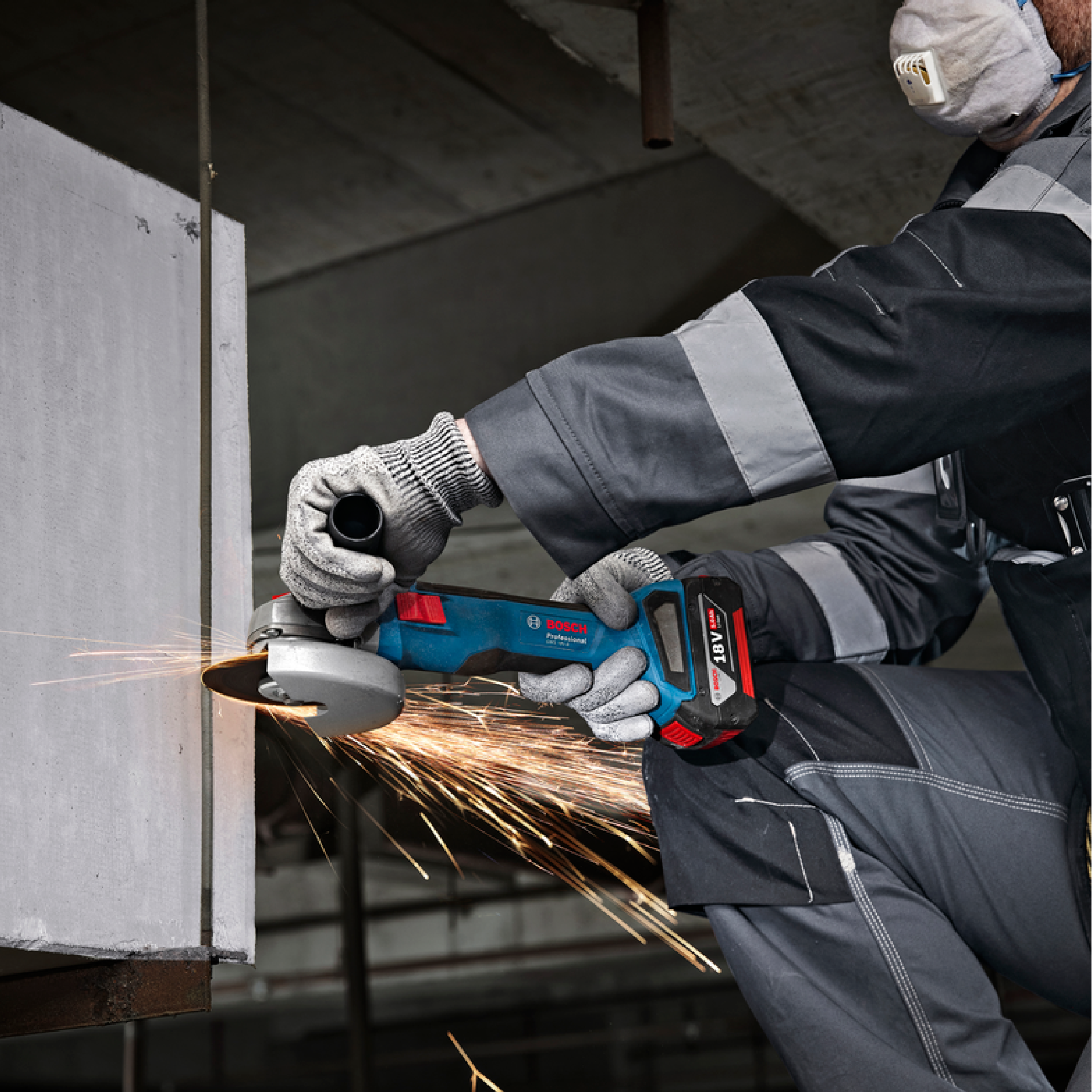 BOSCH GWS 18V-8 Cordless Angle Grinder - 06019N90L0 - Image 6