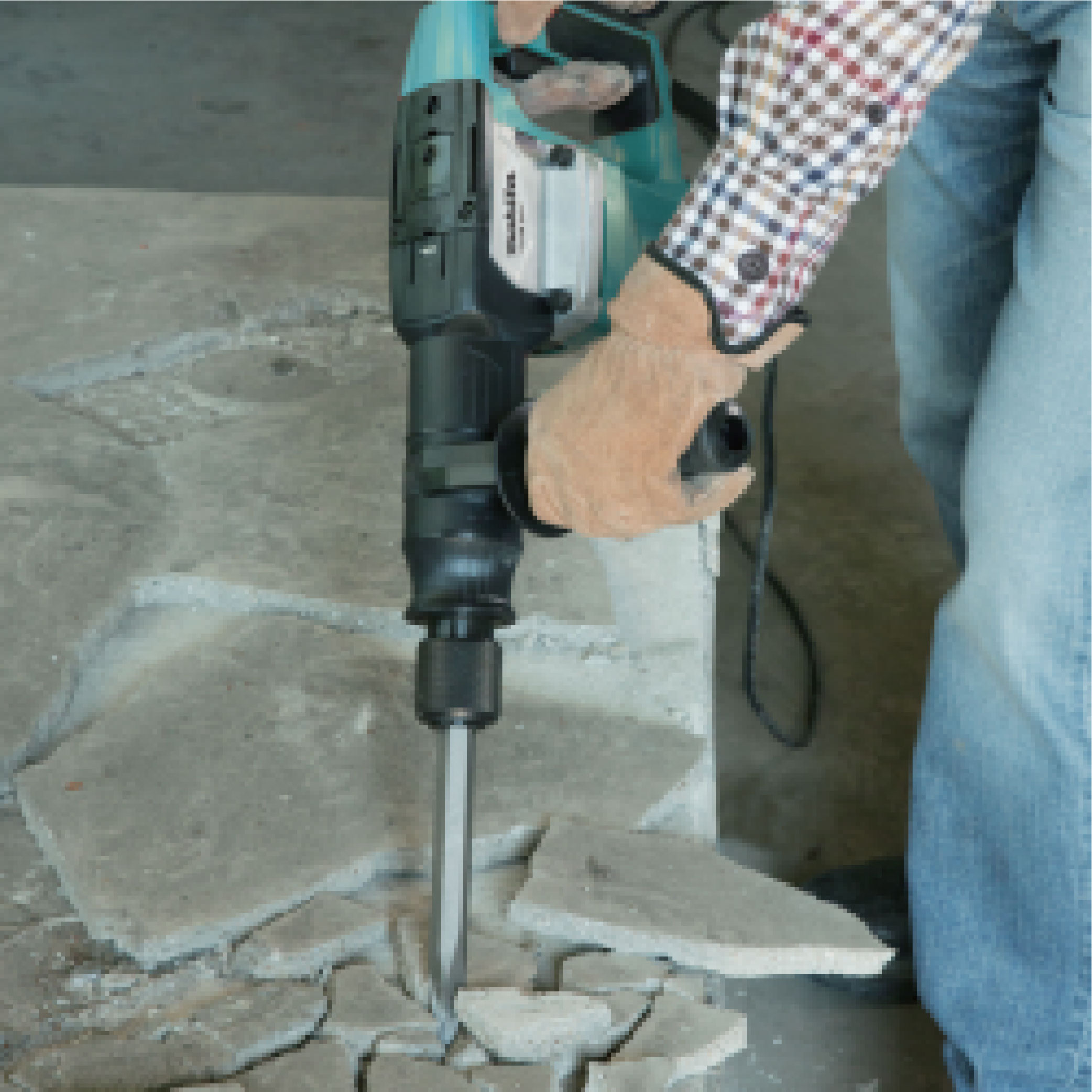 MAKITA M8600B 17mm 11/16" Hex Shank Demolition Hammer - Image 4