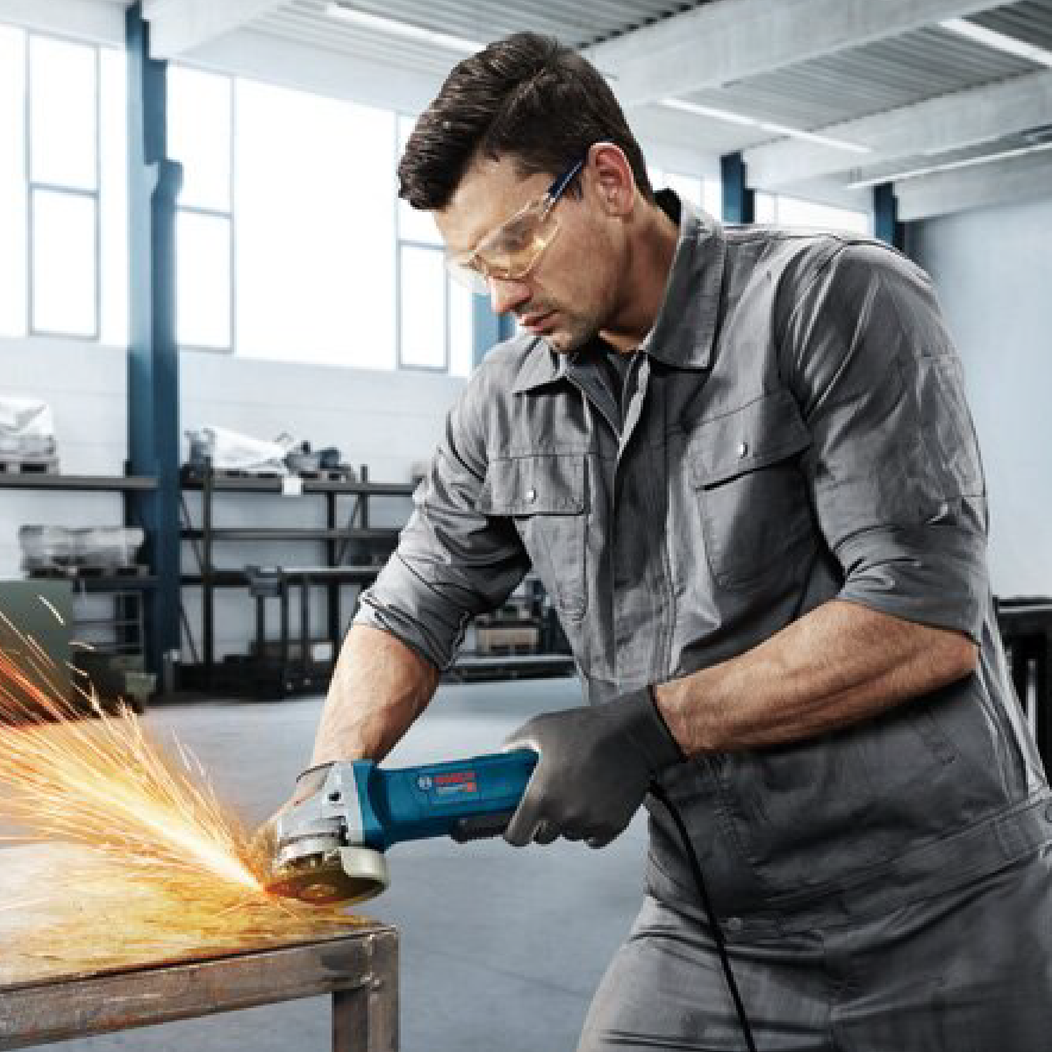 BOSCH GWS 9-100 P (4") Angle Grinder - 06013965L0 - Image 4